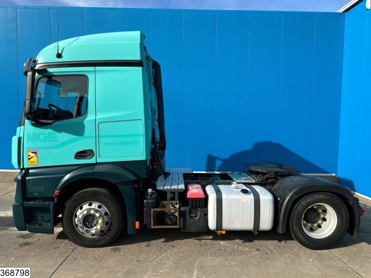 Mercedes Actros 1848