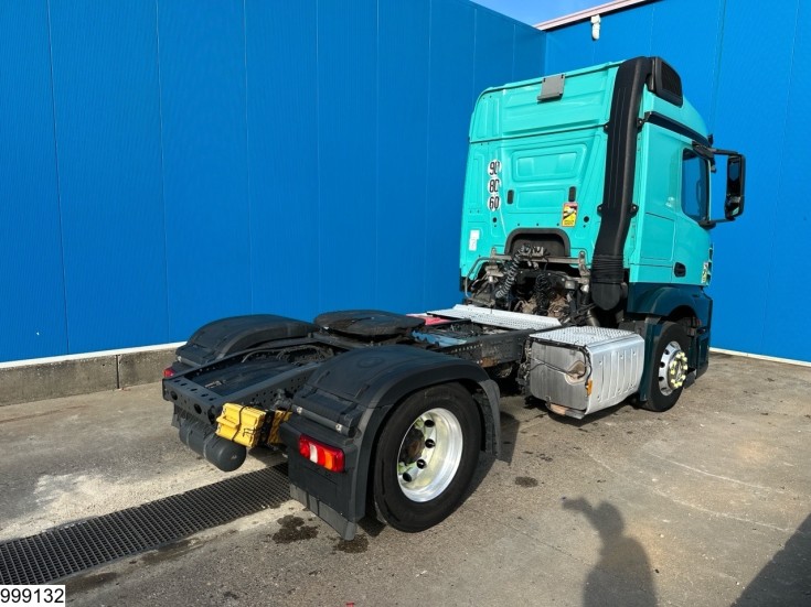 Mercedes Actros 1848