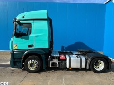 Mercedes Actros 1848