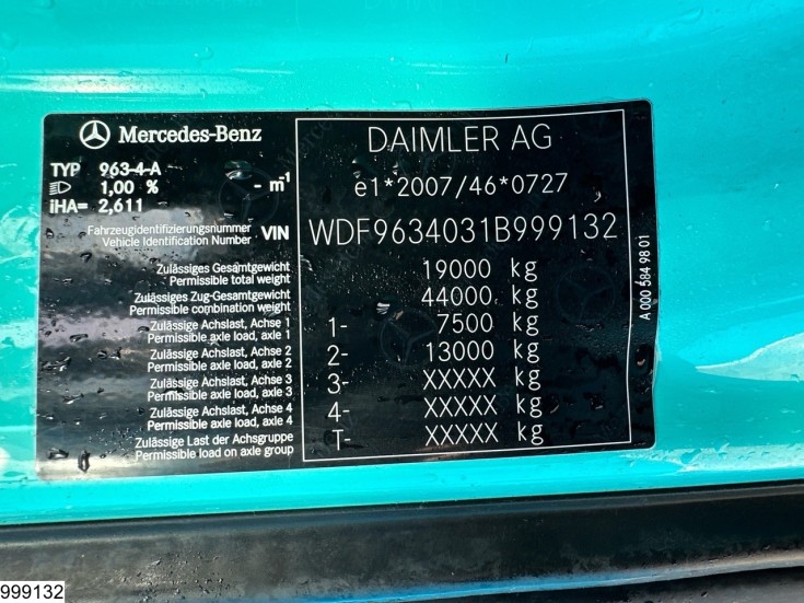 Mercedes Actros 1848