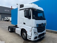 Mercedes Actros 1845
