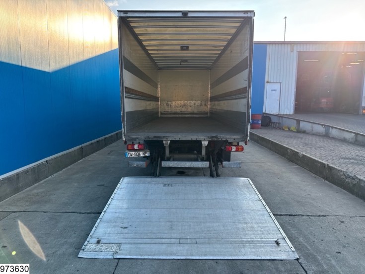 Mercedes Atego 1321