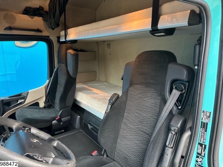 Mercedes Actros 1848