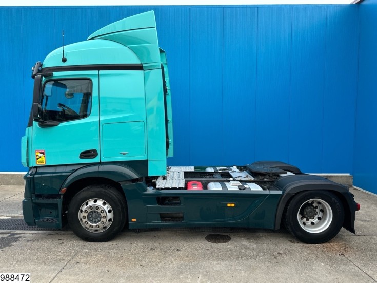 Mercedes Actros 1848