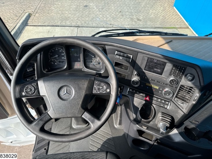 Mercedes Actros 1842