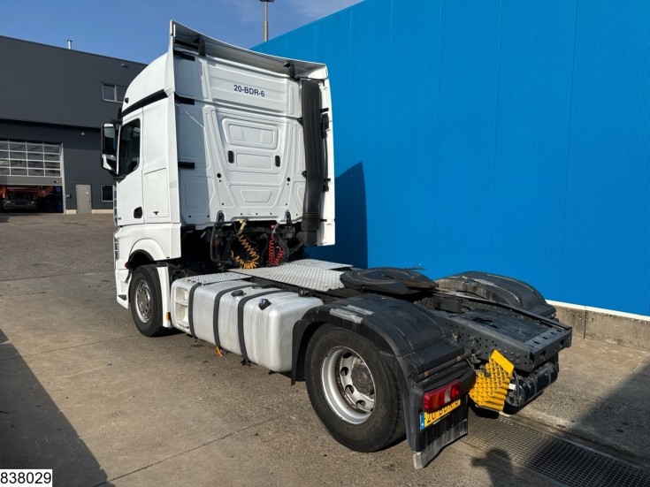 Mercedes Actros 1842