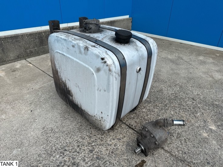Universeel Pump and tank