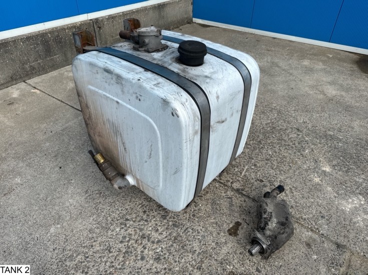 Universeel Pump and tank