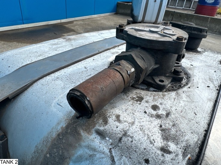 Universeel Pump and tank