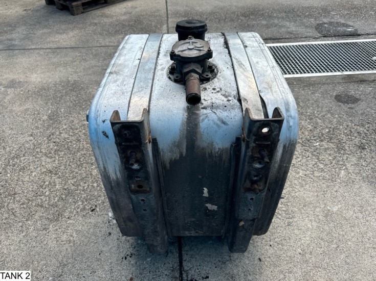 Universeel Pump and tank