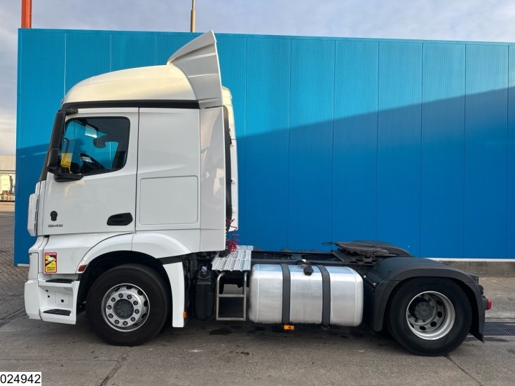 Mercedes Actros 1845
