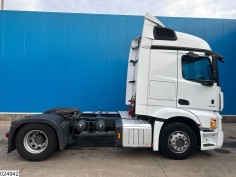Mercedes Actros 1845