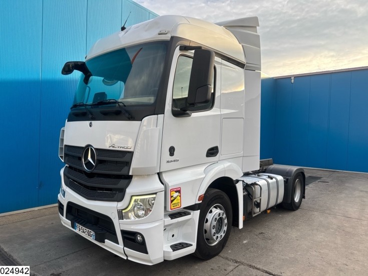 Mercedes Actros 1845