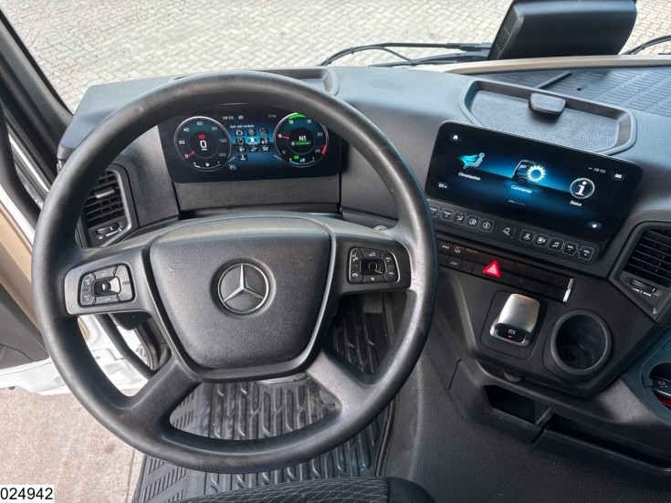 Mercedes Actros 1845