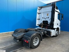 Mercedes Actros 1845