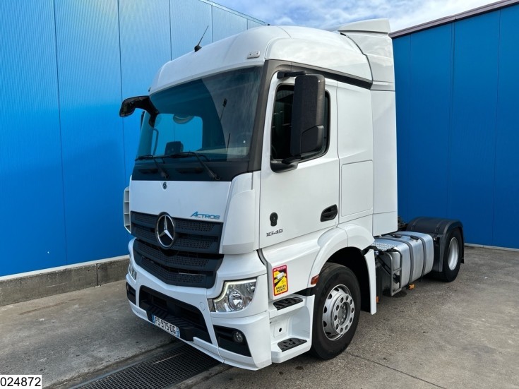 Mercedes Actros 1845