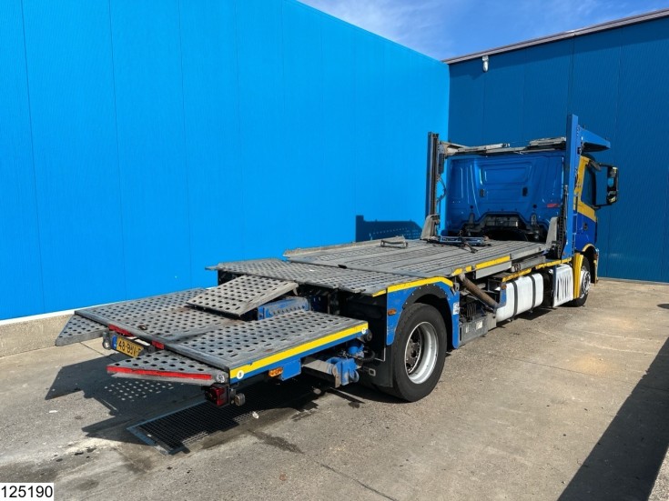 Mercedes Actros 2043