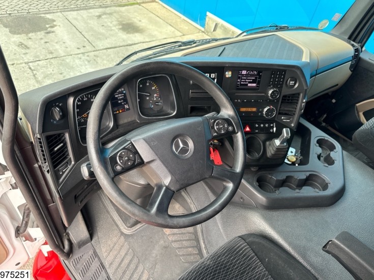 Mercedes Actros 1843