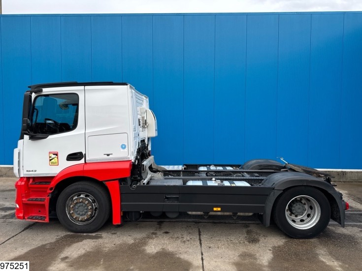 Mercedes Actros 1843