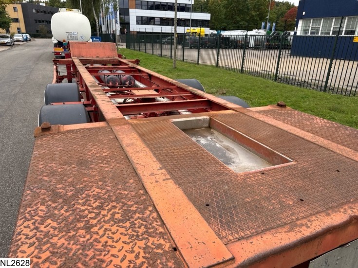 Fruehauf Chassis