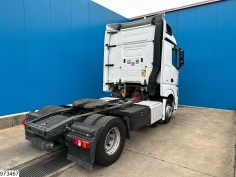 Mercedes Actros 1843