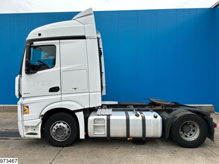 Mercedes Actros 1843