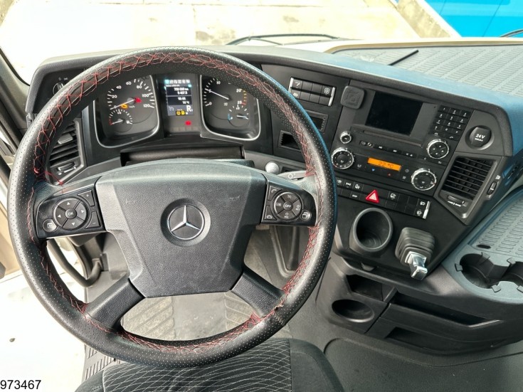Mercedes Actros 1843
