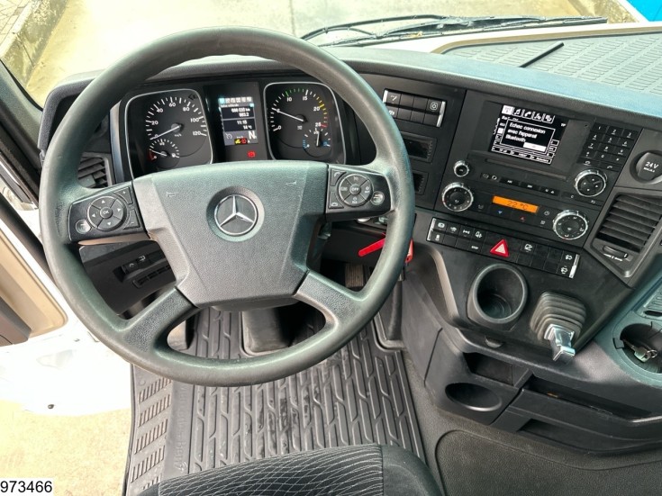Mercedes Actros 1843