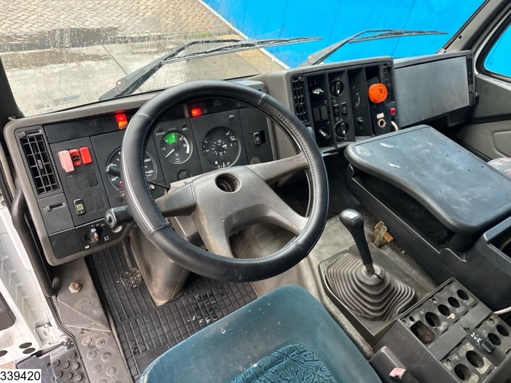 Mercedes 1824