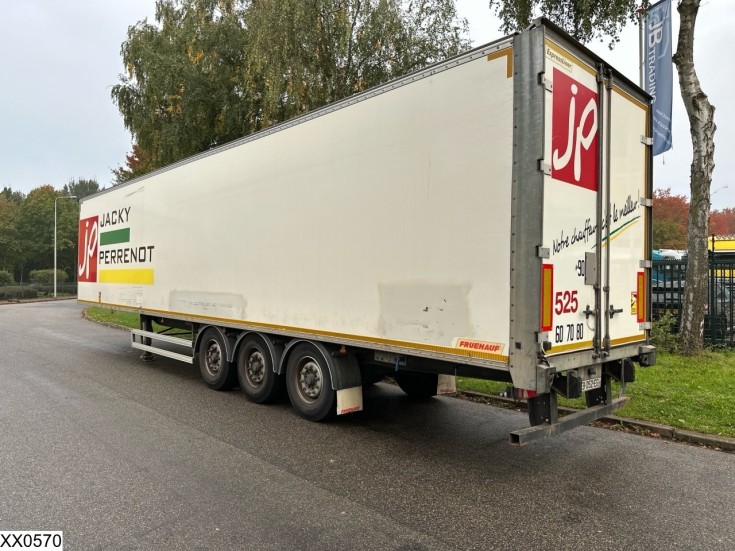 Fruehauf gesloten bak