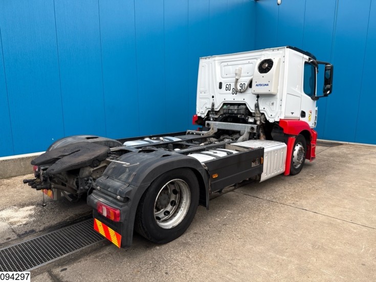 Mercedes Actros