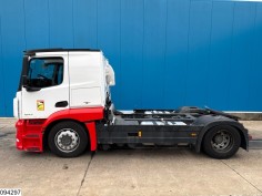 Mercedes Actros