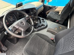 Mercedes Actros
