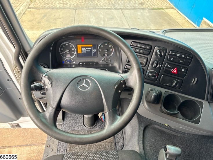 Mercedes Actros 1844