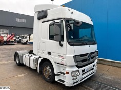 Mercedes Actros 1844