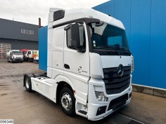 Mercedes Actros 1845