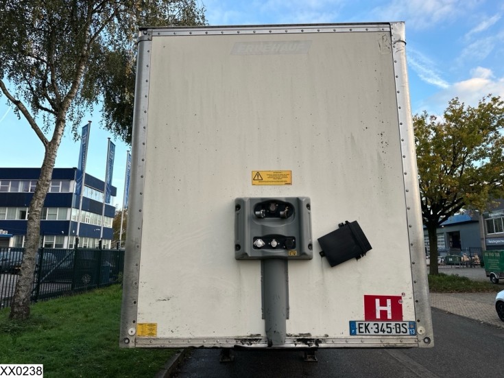 Fruehauf gesloten bak