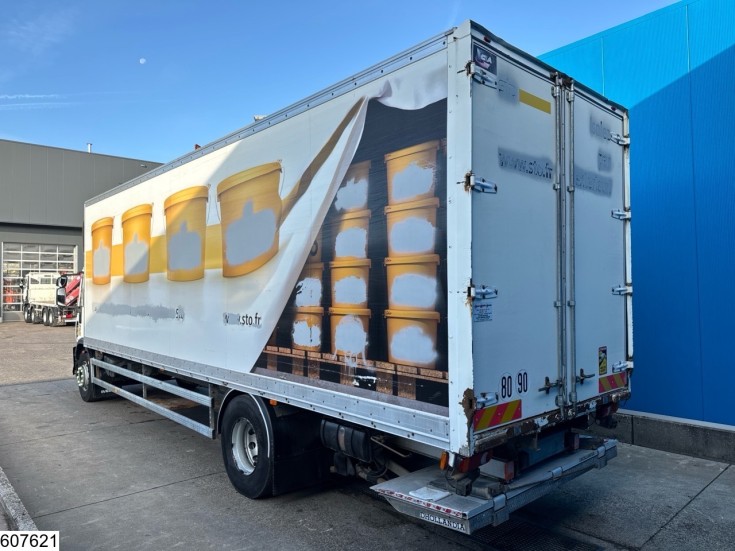 Iveco 180E28