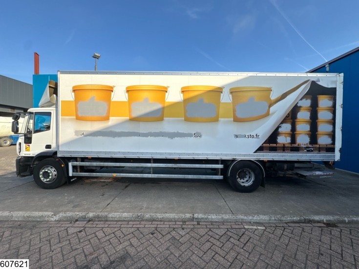 Iveco 180E28