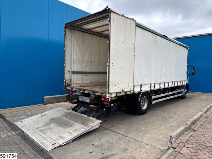 Iveco 180E28