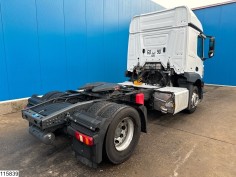 Mercedes Actros 1843