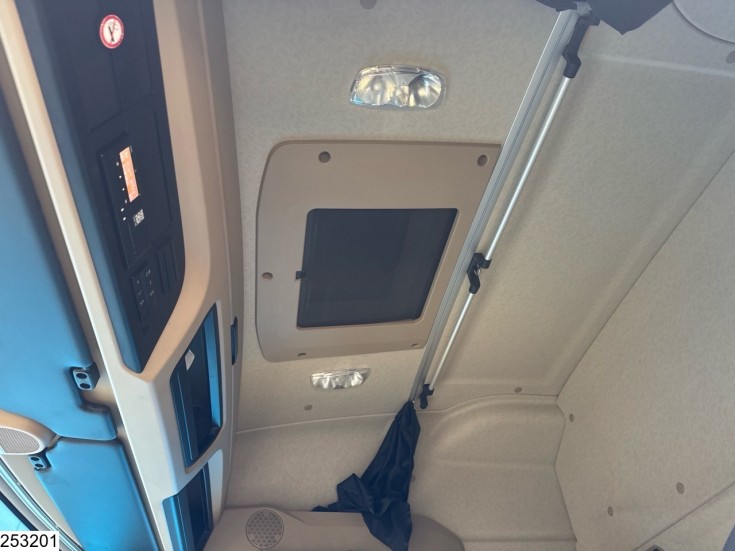 Mercedes Actros 1848
