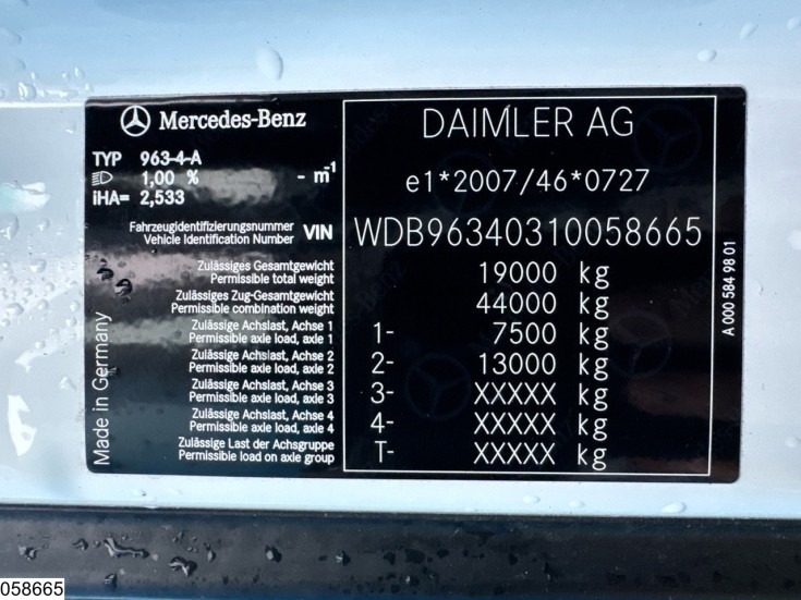 Mercedes Actros 1845