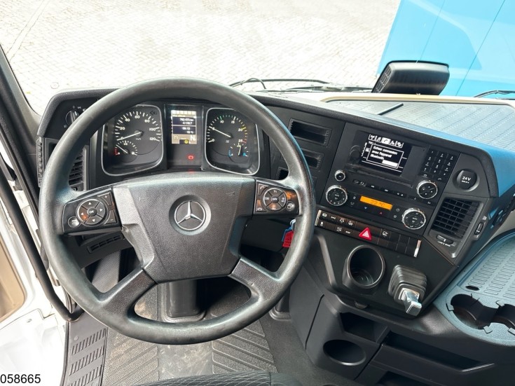 Mercedes Actros 1845