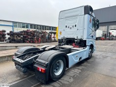 Mercedes Actros 1845