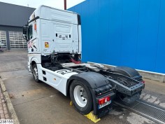 Mercedes Actros 1845