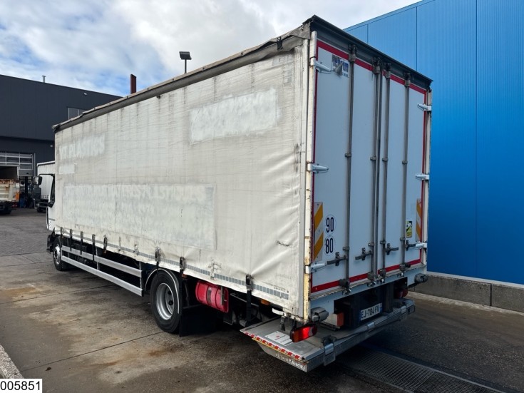 Renault D 16 210