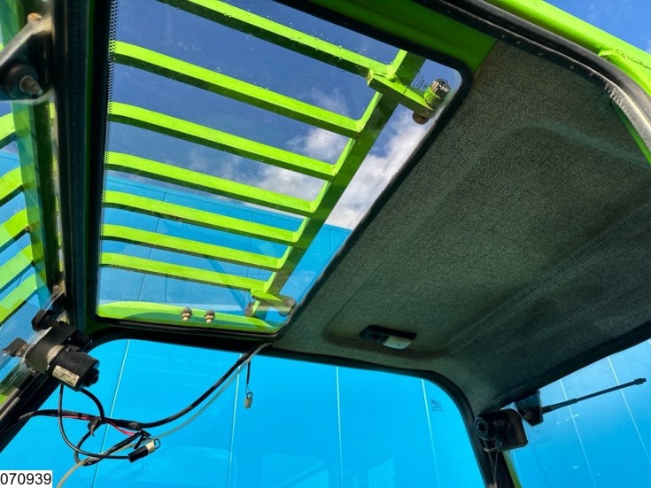 Merlo P35-13