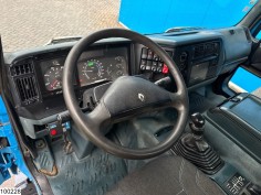Renault Premium