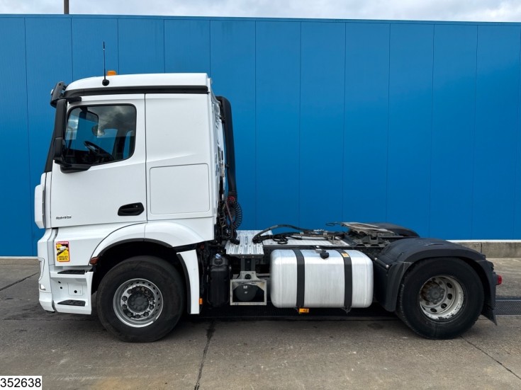 Mercedes Actros 1845